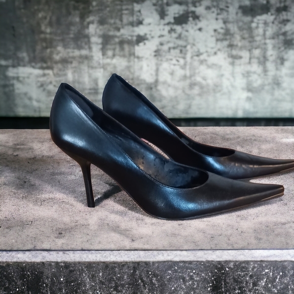 Aldo classic heels - Picture 1 of 11